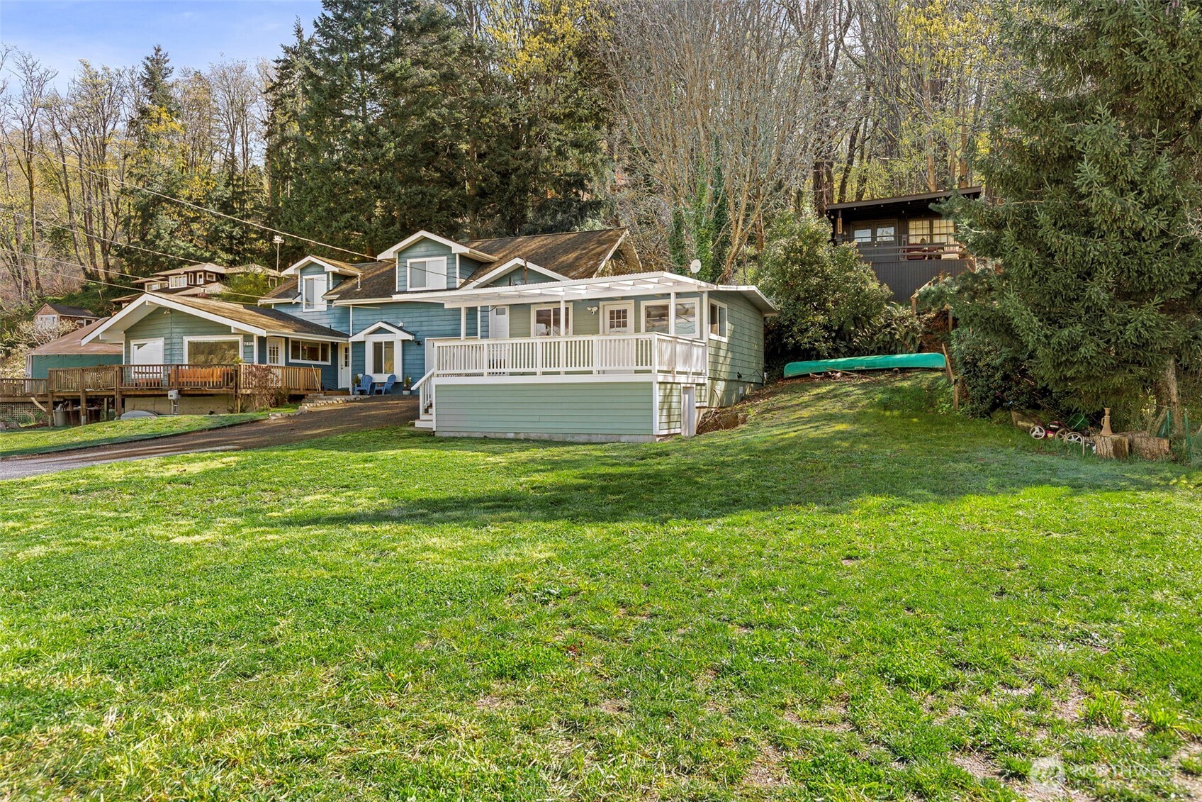27830 Manzanita Beach Road Southwest Vashon, WA 98070 - Photo 2 of 40