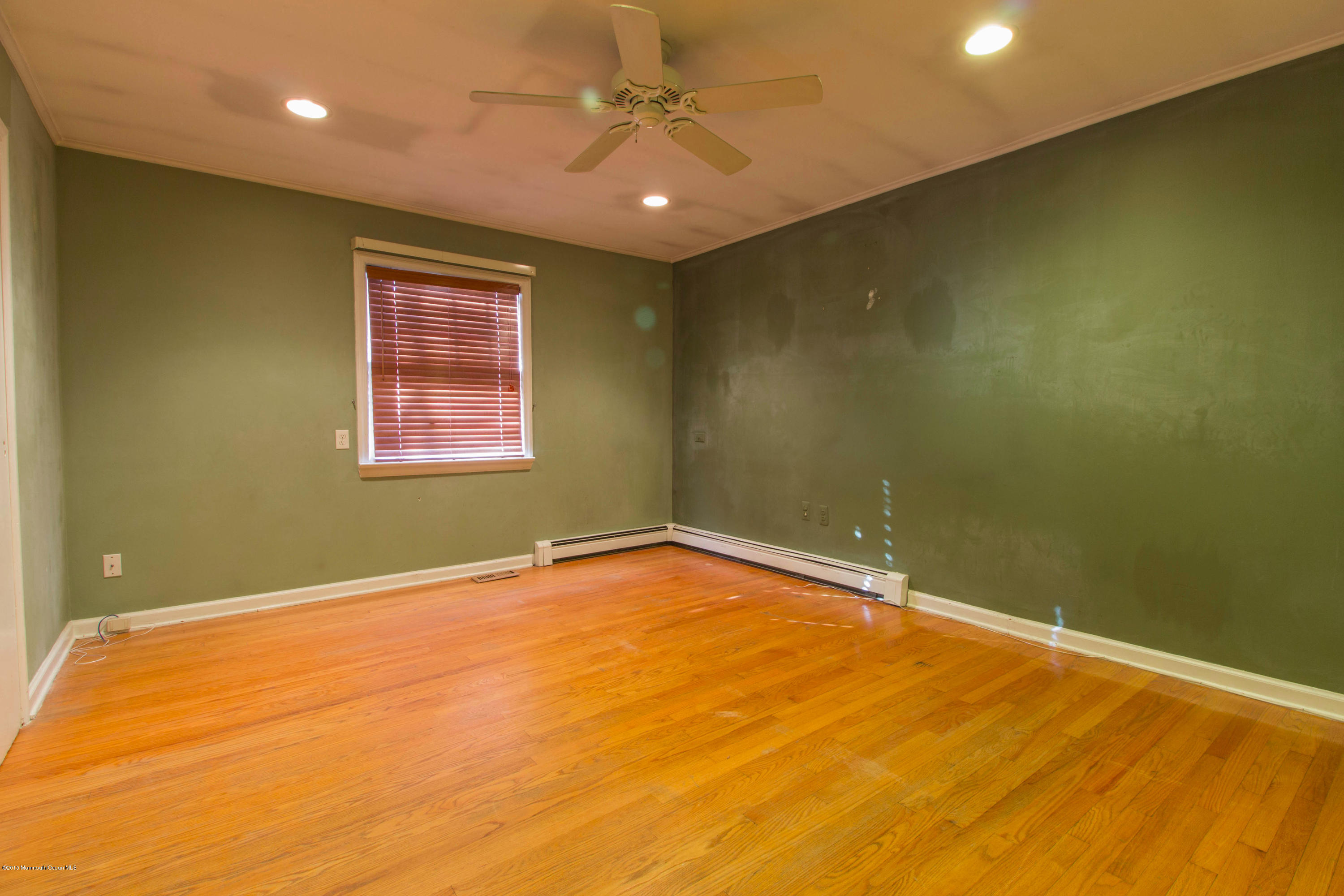733 Holmdel Road Holmdel, NJ 07733 - Photo 12 of 21 12-733Holmdel