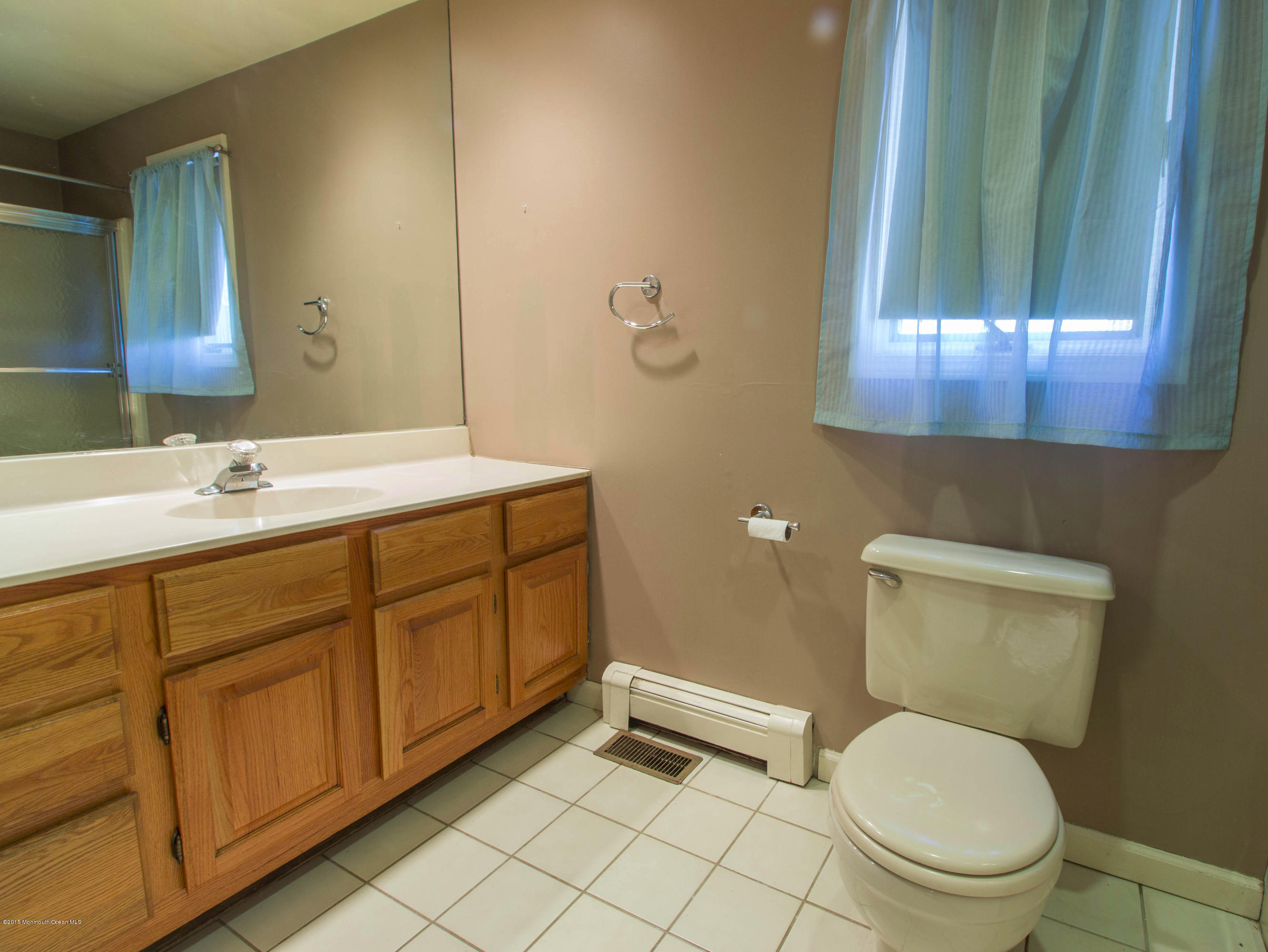 733 Holmdel Road Holmdel, NJ 07733 - Photo 16 of 21 16- 733Holmdel