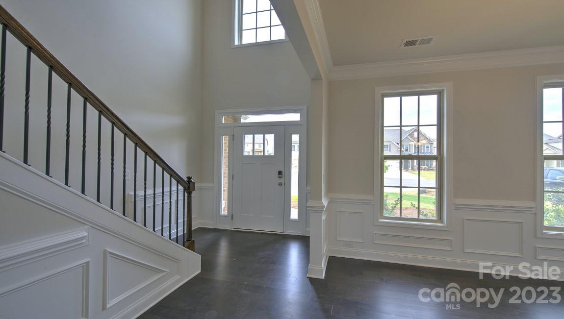 365 Fox Cove Road Hendersonville, NC 28792 - Photo 6 of 12 Gallery Image 6