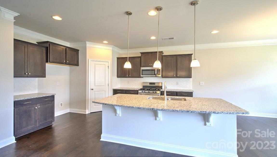 365 Fox Cove Road Hendersonville, NC 28792 - Photo 7 of 12 Gallery Image 7