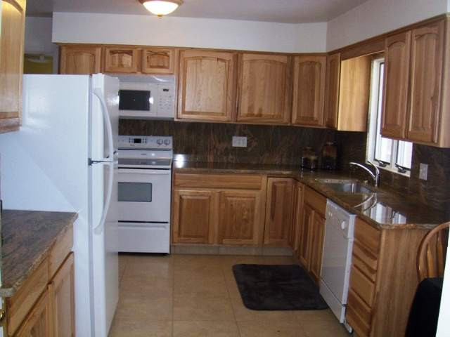 6507 South Jackson Road Jackson, MI 49201 - Photo 3 of 11 Photo 3