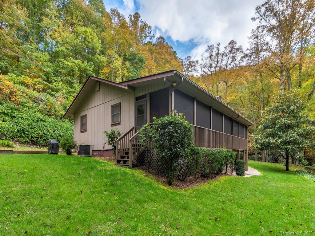 64 Bryant Road Swannanoa, NC 28778 - Photo 18 of 24 Gallery Image 18