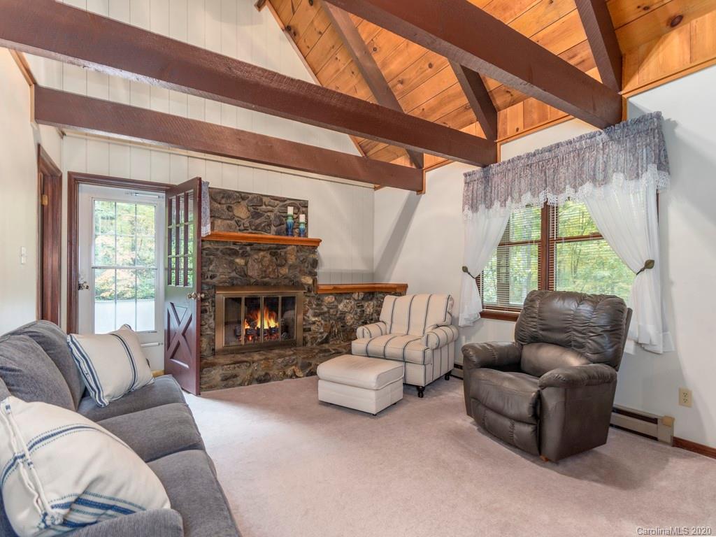 64 Bryant Road Swannanoa, NC 28778 - Photo 3 of 24 Gallery Image 3
