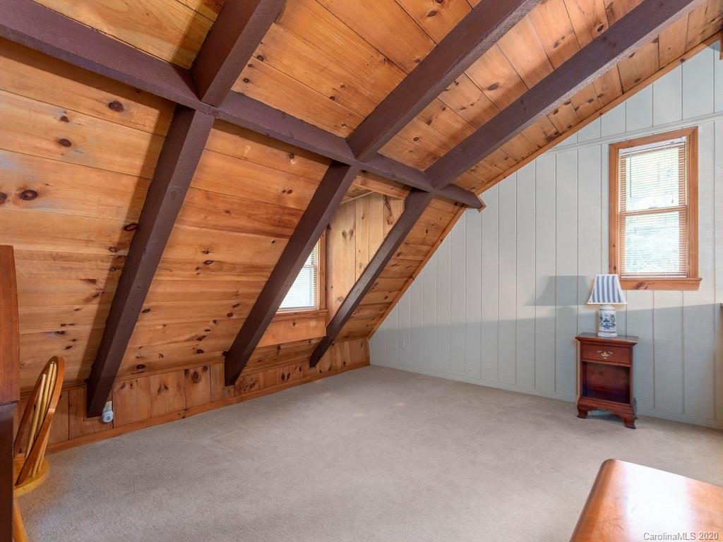 64 Bryant Road Swannanoa, NC 28778 - Photo 5 of 24 Gallery Image 5