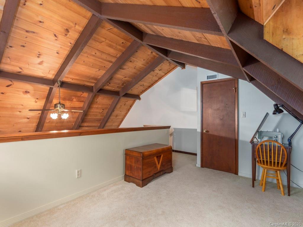 64 Bryant Road Swannanoa, NC 28778 - Photo 6 of 24 Gallery Image 6