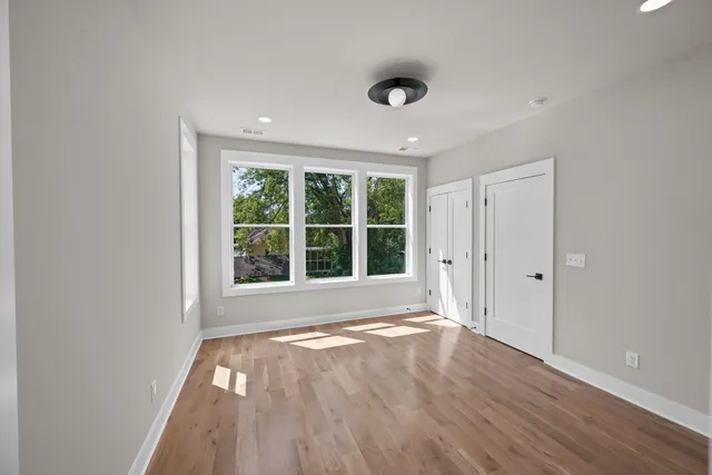 $2,800 | 2521 West Heiman Street, Nashville, TN 37208