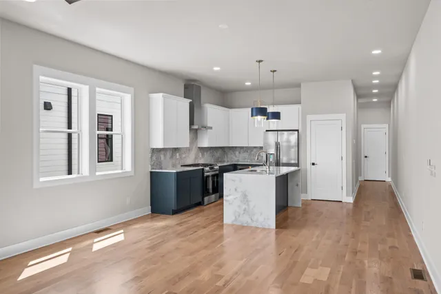 $2,800 | 2521 West Heiman Street, Nashville, TN 37208