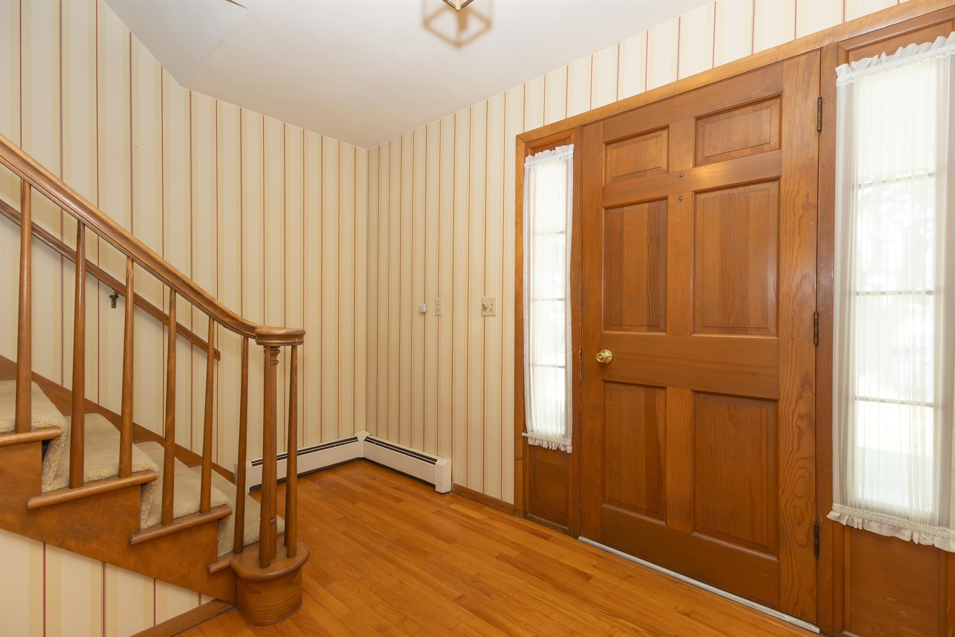 1740 North Eugene Street Appleton, WI 54914 - Photo 4 of 43