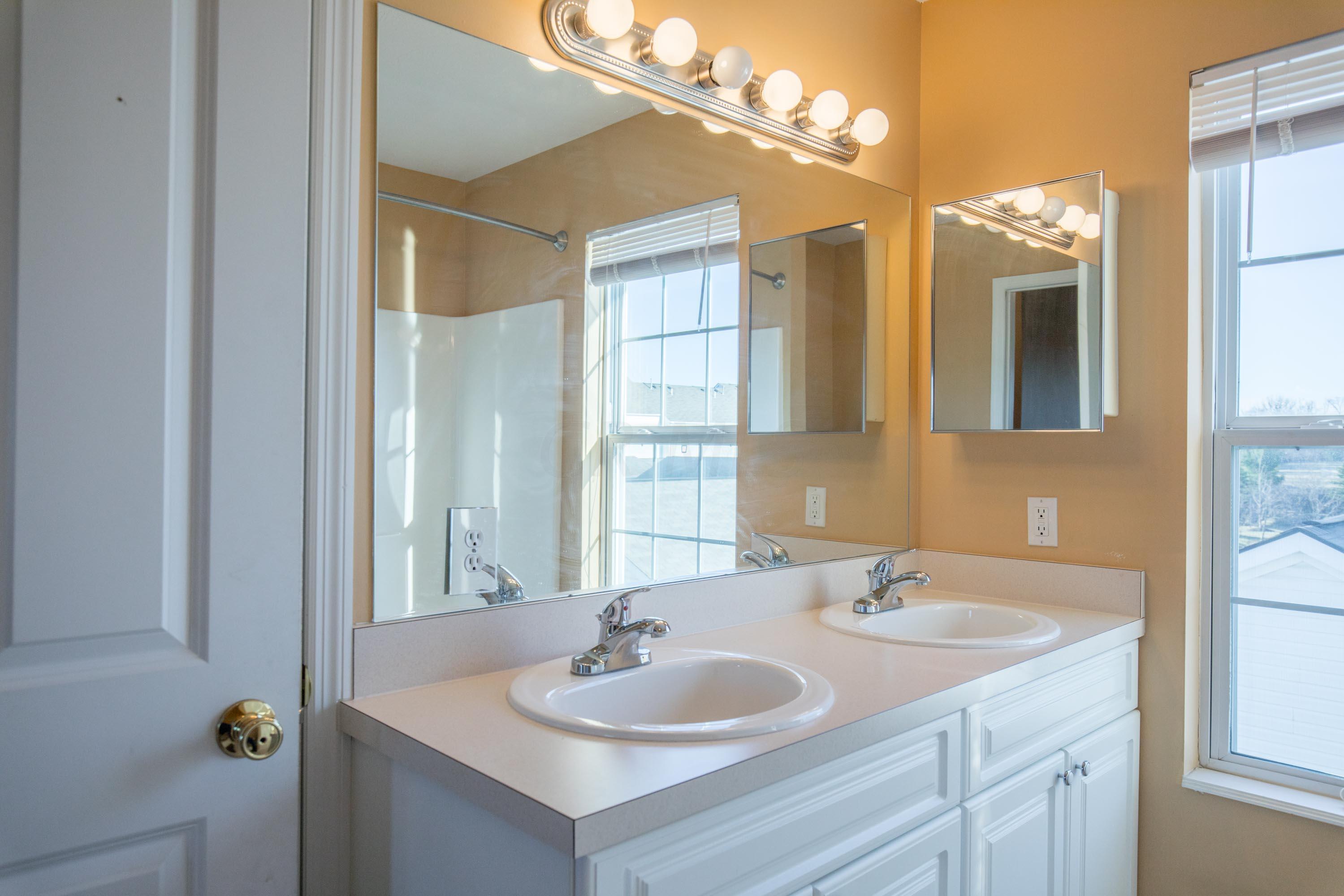 729 Lazelle Road Westerville, OH 43081 - Photo 14 of 26