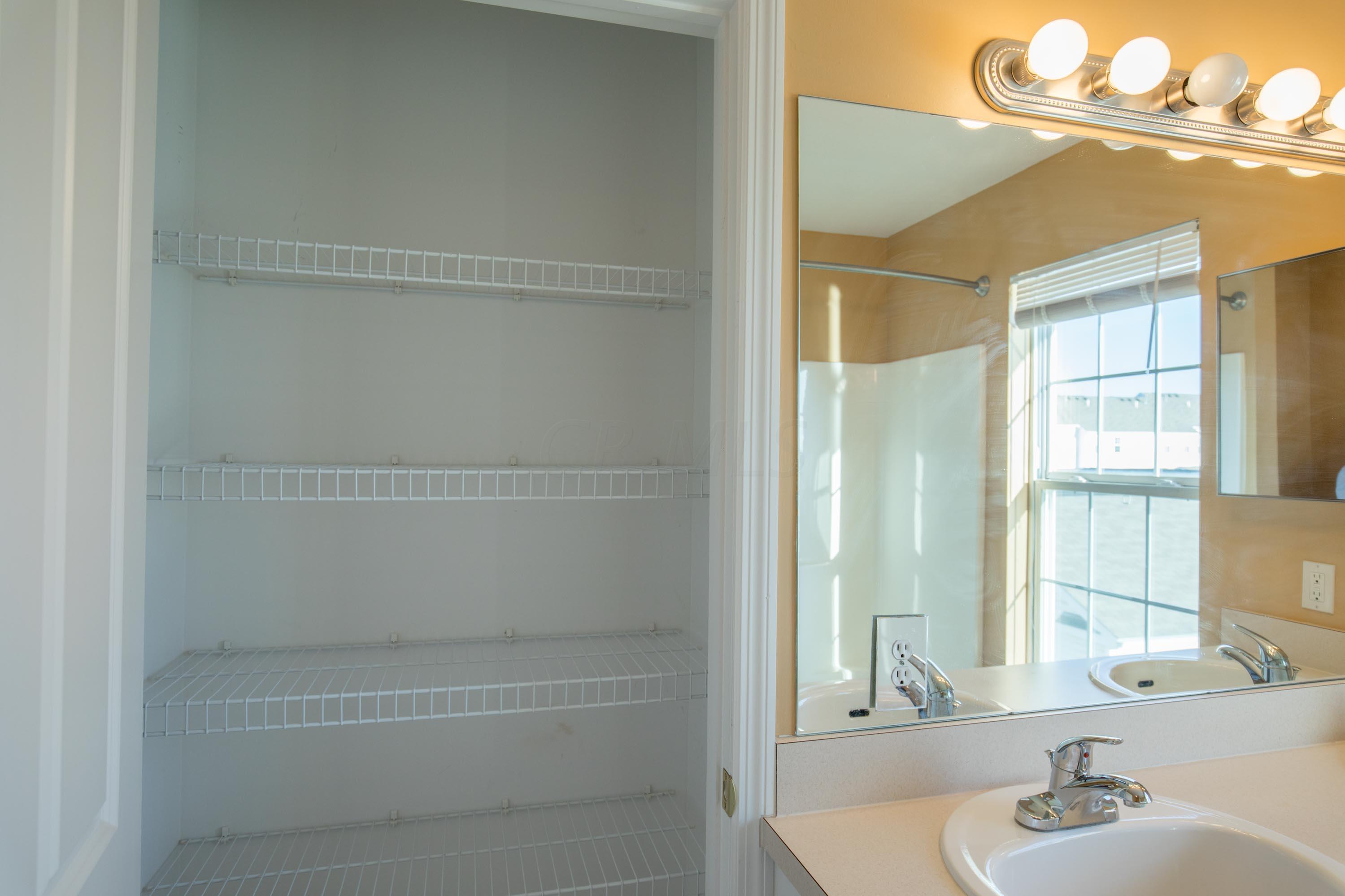 729 Lazelle Road Westerville, OH 43081 - Photo 17 of 26