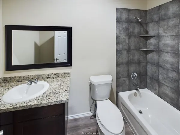 $1,255 | 2910 Town Square Avenue, Unit 2608, Bryan, TX 77802