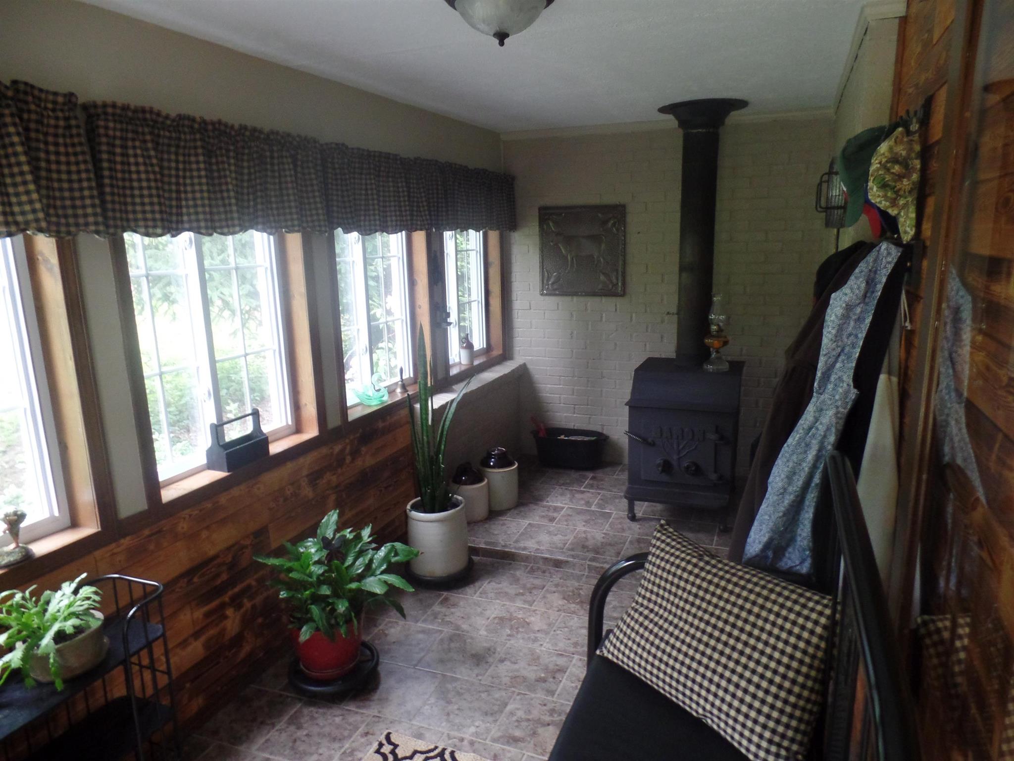 2639 Ore Branch Road Bloomfield, IN 47424 - Photo 4 of 32