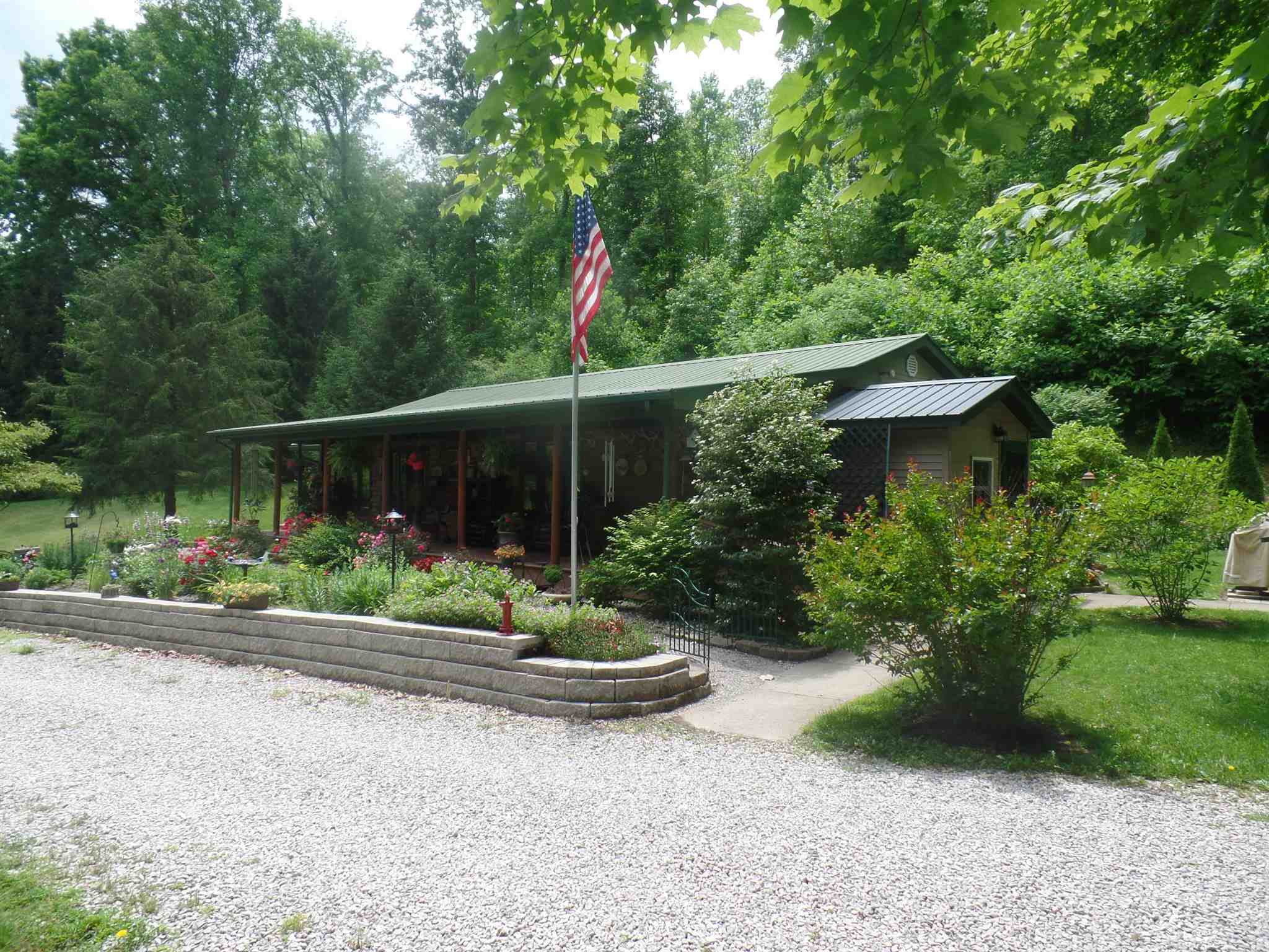 2639 Ore Branch Road Bloomfield, IN 47424 - Photo 31 of 32