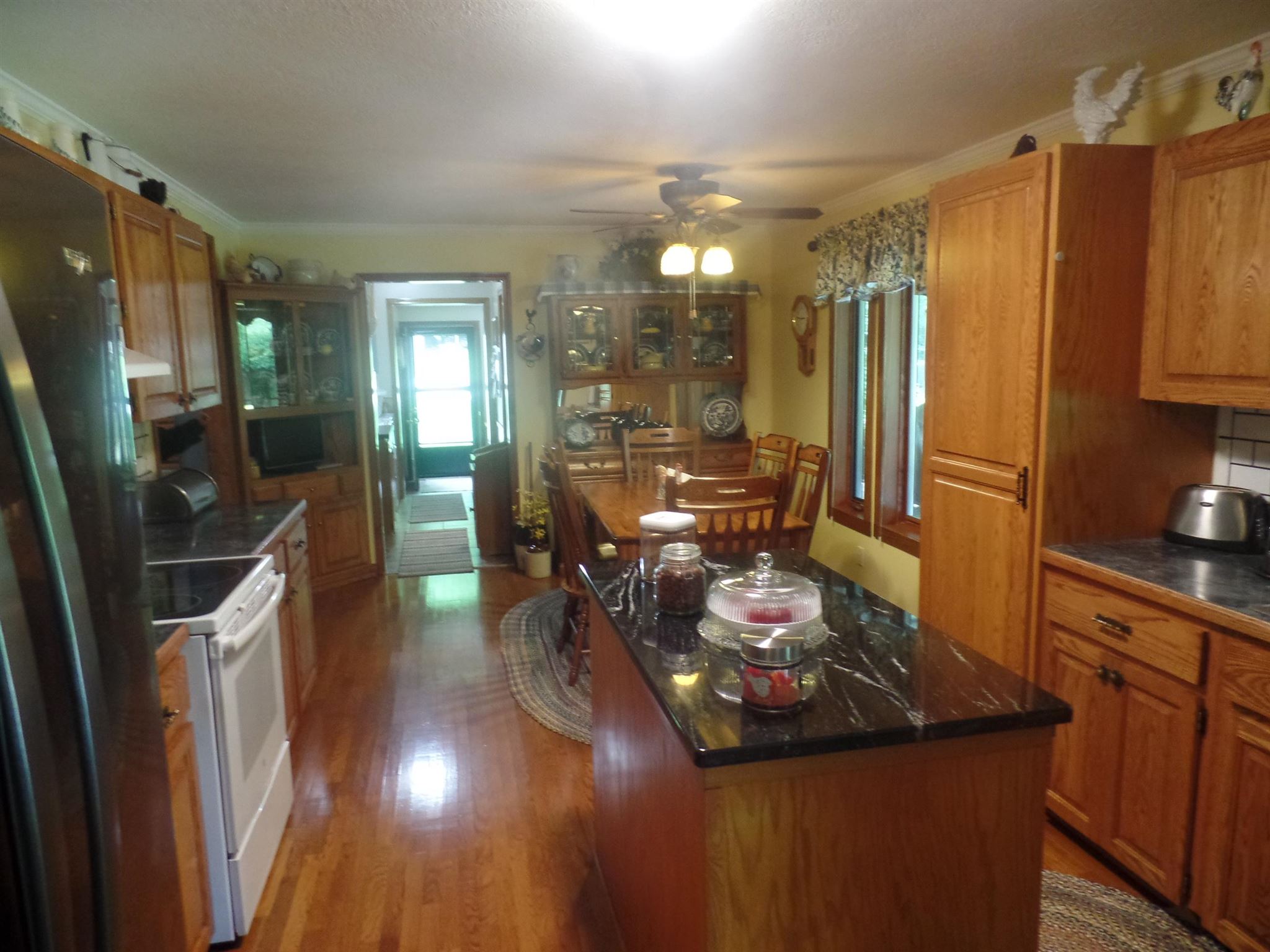 2639 Ore Branch Road Bloomfield, IN 47424 - Photo 5 of 32
