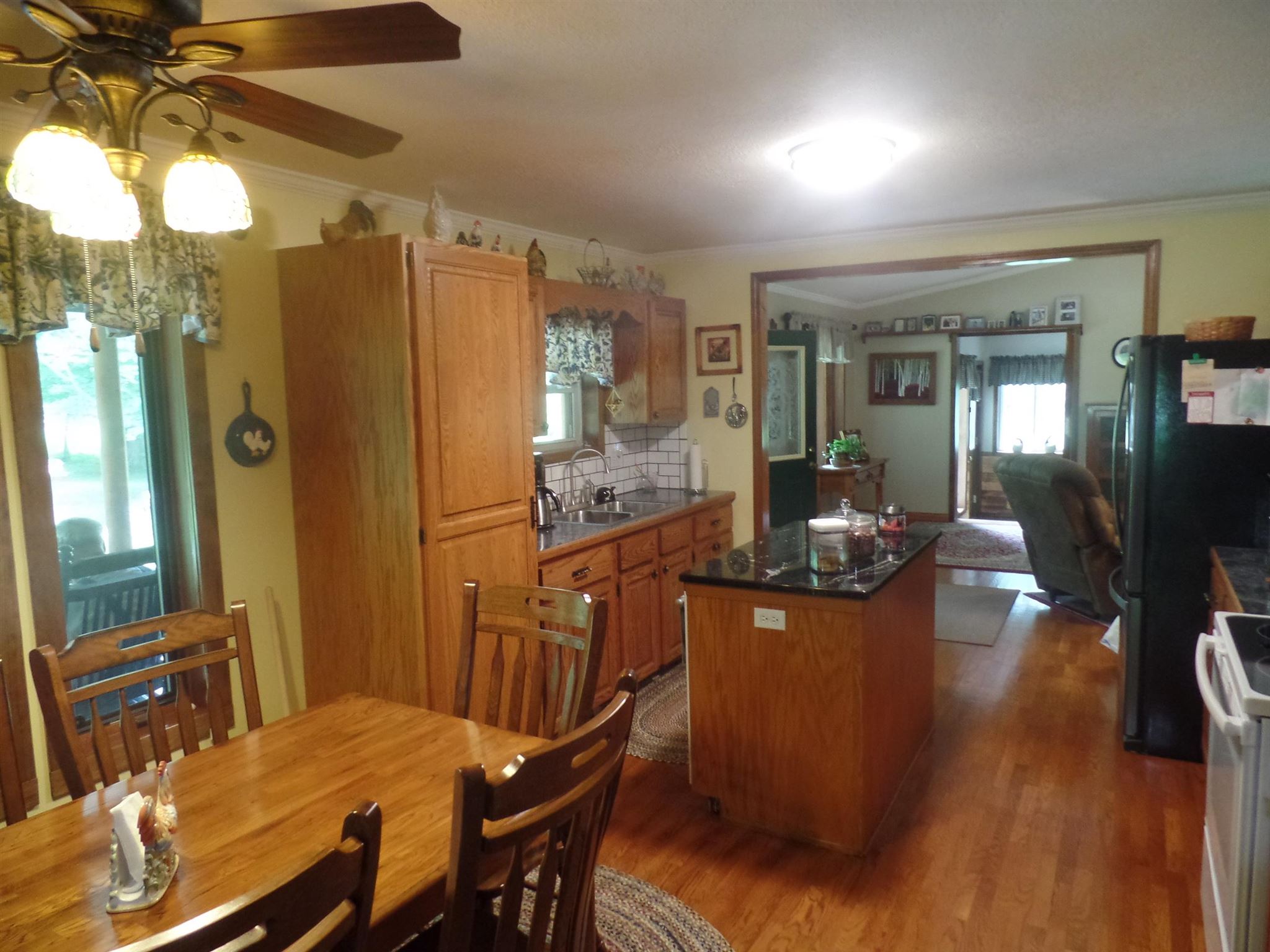2639 Ore Branch Road Bloomfield, IN 47424 - Photo 6 of 32