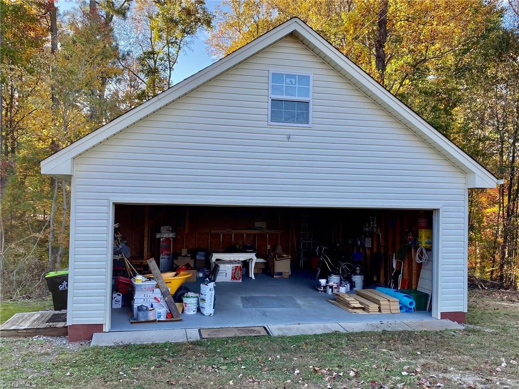 269 Hicks Road Lexington, NC 27295 - Photo 41 of 45 Gallery Image 41