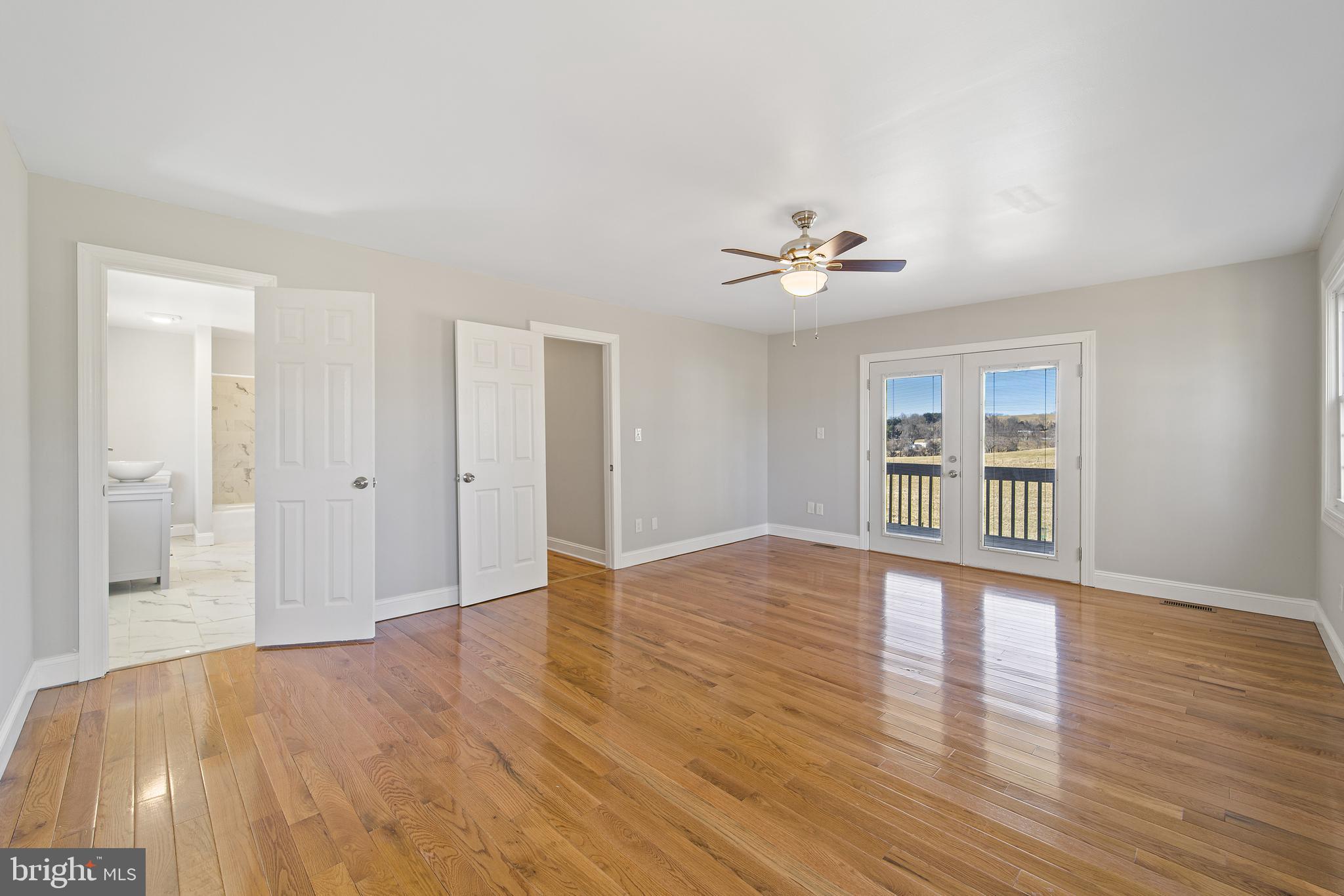 8030 Cannonball Gate Road Warrenton, VA 20186 - Photo 34 of 62 second main bedroom