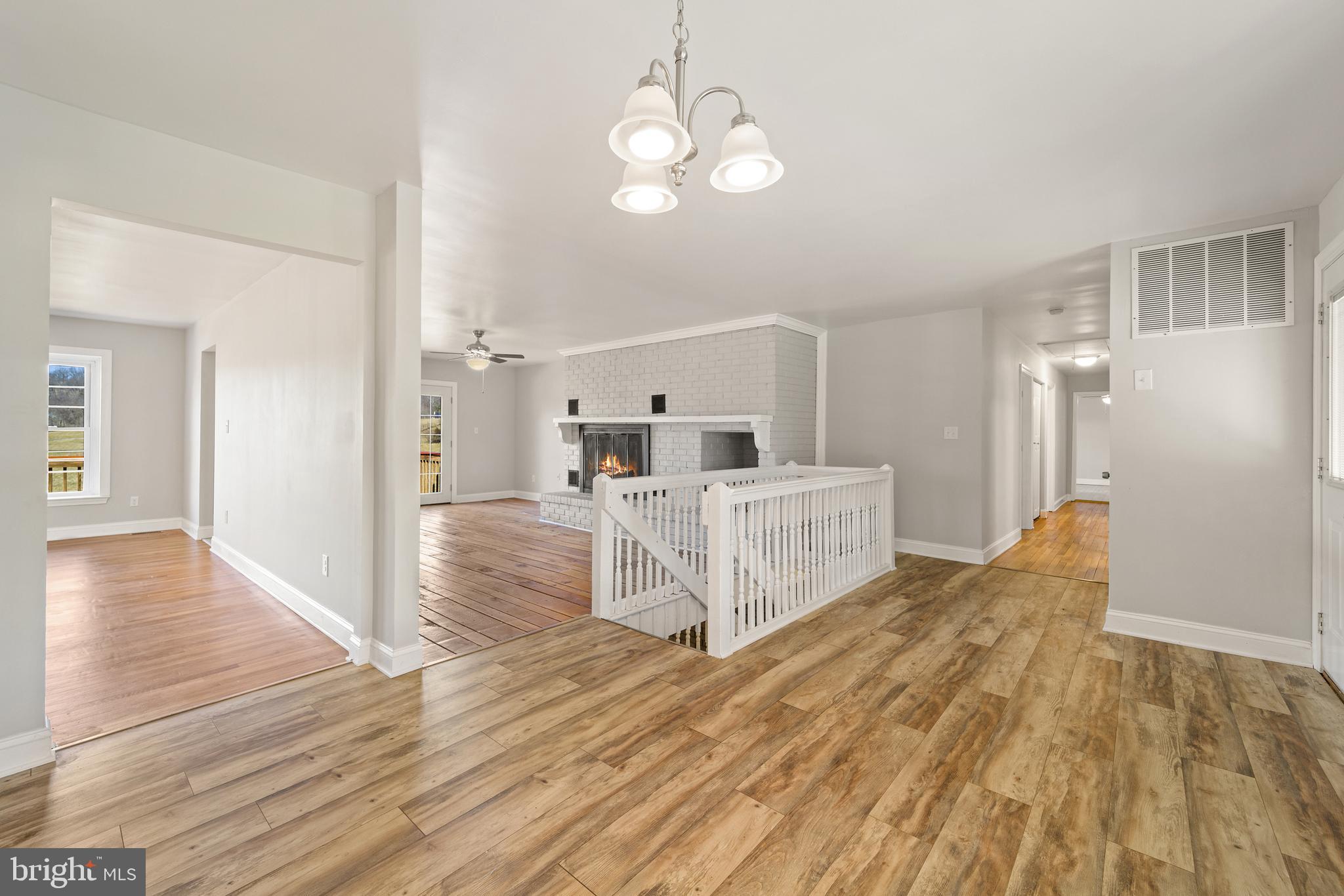8030 Cannonball Gate Road Warrenton, VA 20186 - Photo 10 of 62 interior