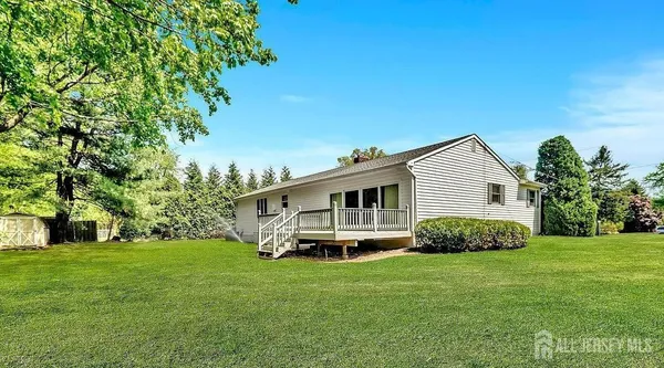 $4,000 | 12 Windsor Drive, West Windsor, NJ 08550