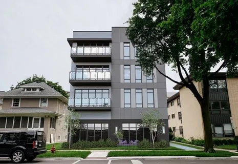 $739,900 | 1125 Erie Street, Oak Park, IL 60302