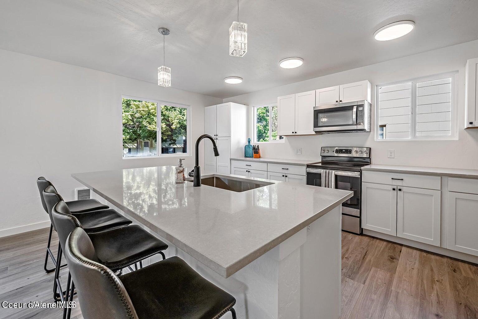 202 South 18th Street Coeur D'Alene, ID 83814 - Photo 2 of 52 202 S 18th St - Kitchen