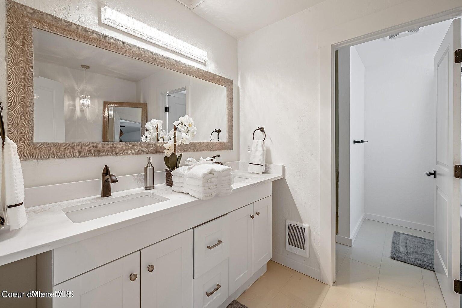 202 South 18th Street Coeur D'Alene, ID 83814 - Photo 39 of 52 202 S 18th St - Bathroom