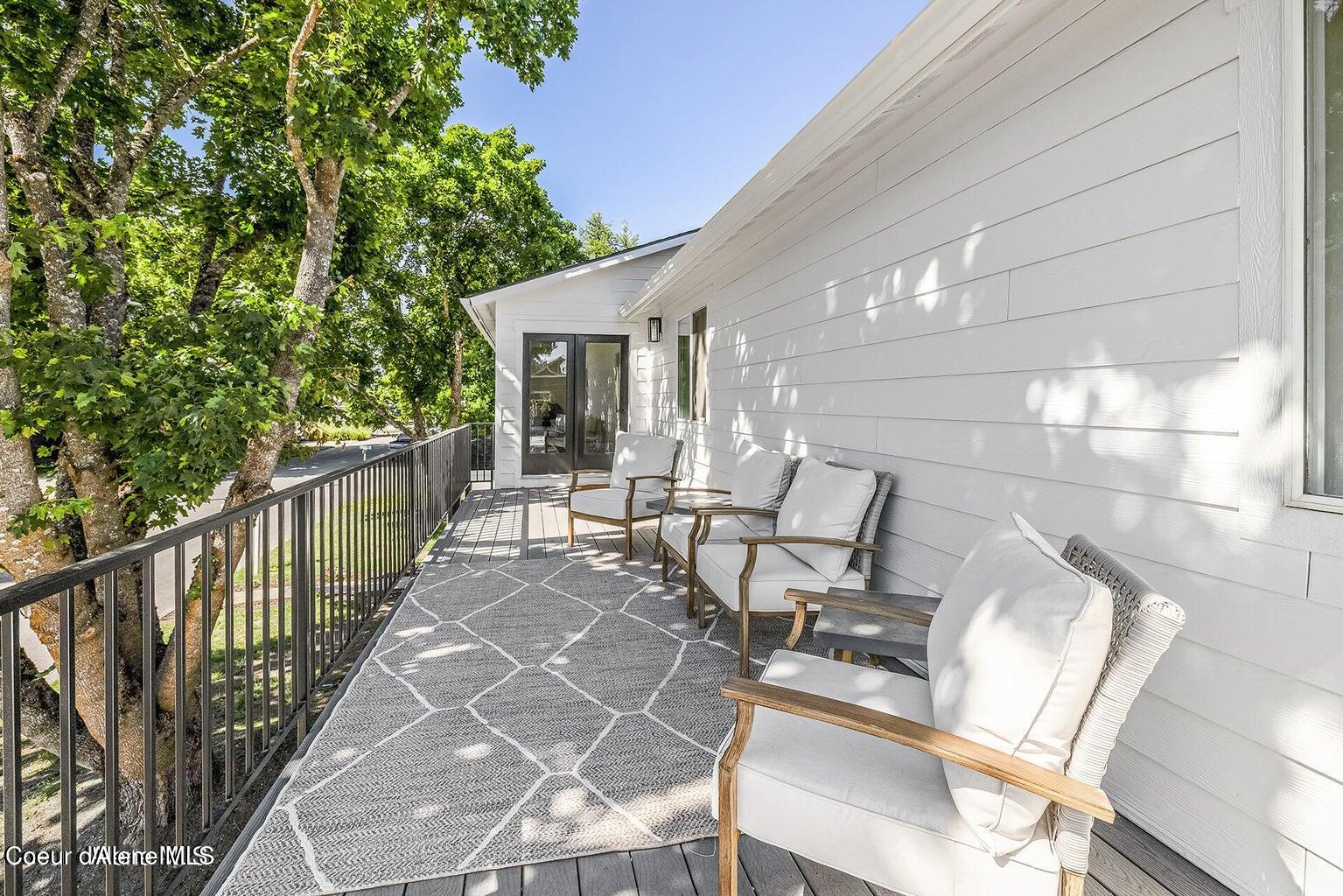 202 South 18th Street Coeur D'Alene, ID 83814 - Photo 43 of 52 202 S 18th St - Balconey