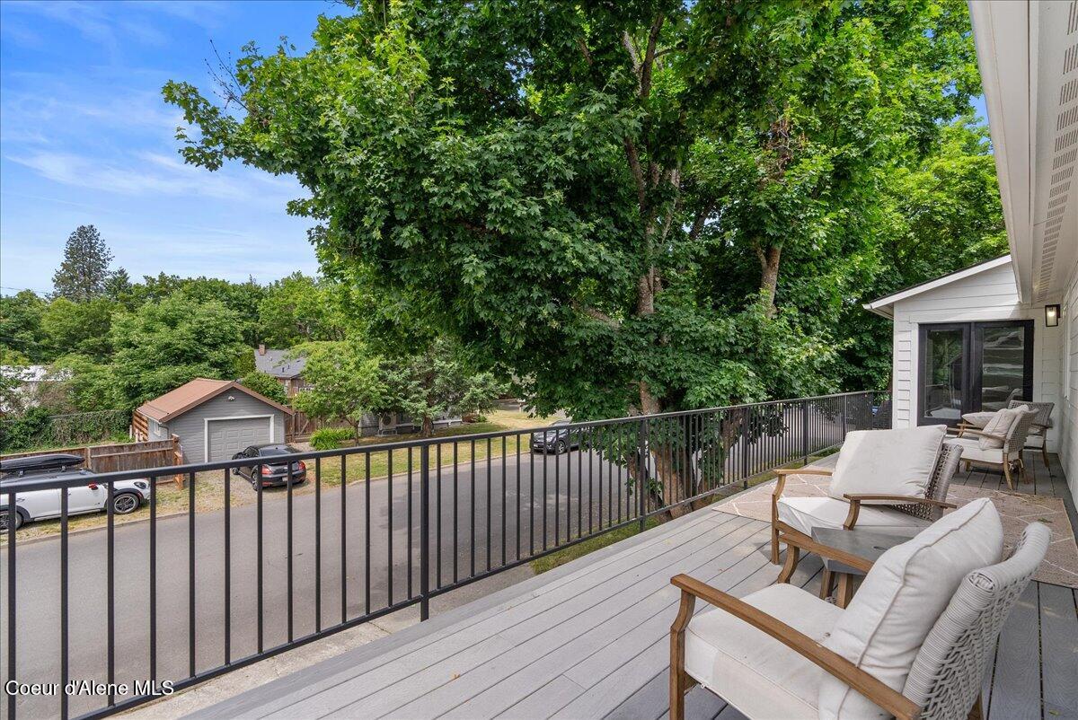 202 South 18th Street Coeur D'Alene, ID 83814 - Photo 44 of 52 41-Upper deck