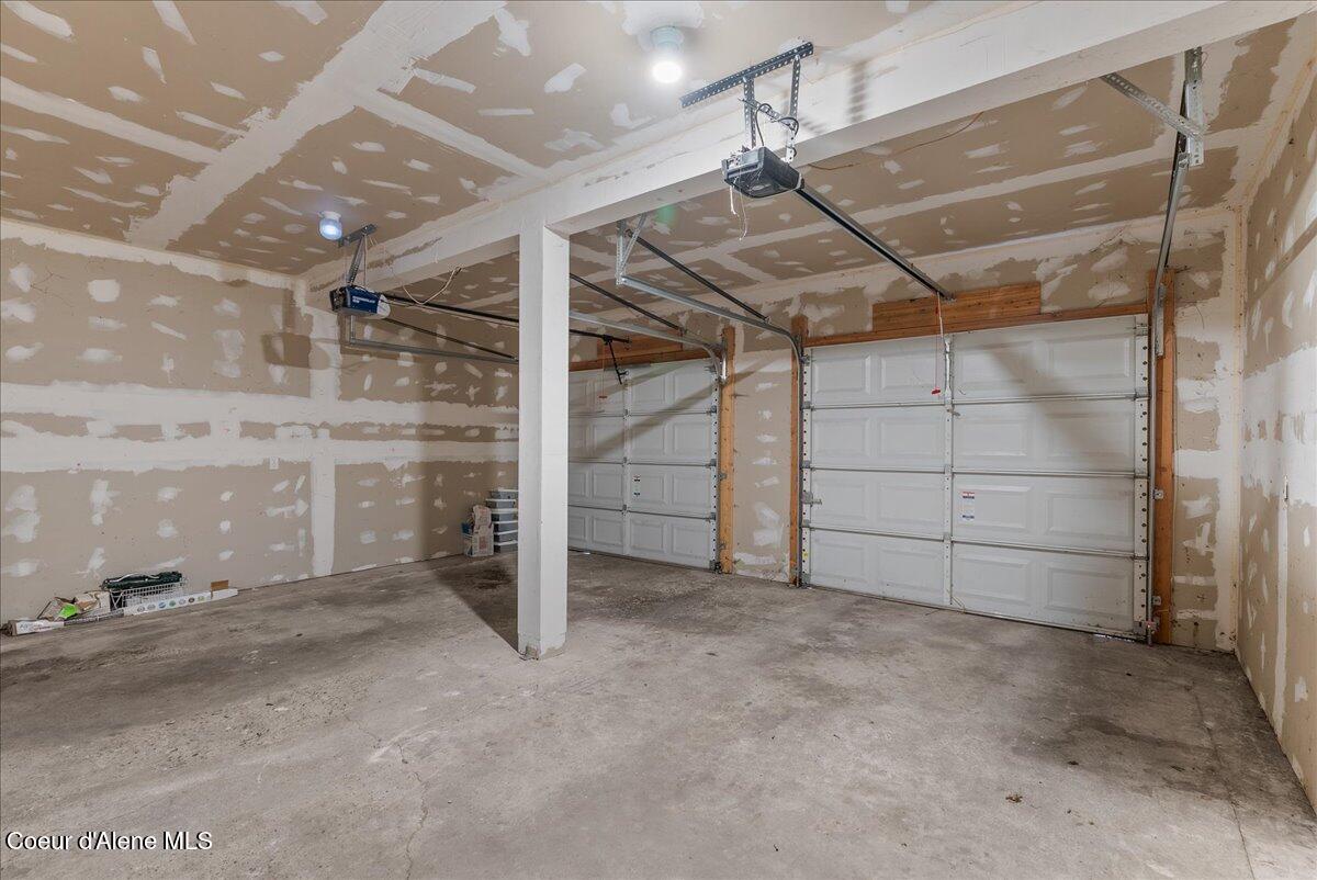202 South 18th Street Coeur D'Alene, ID 83814 - Photo 46 of 52 42-Garage