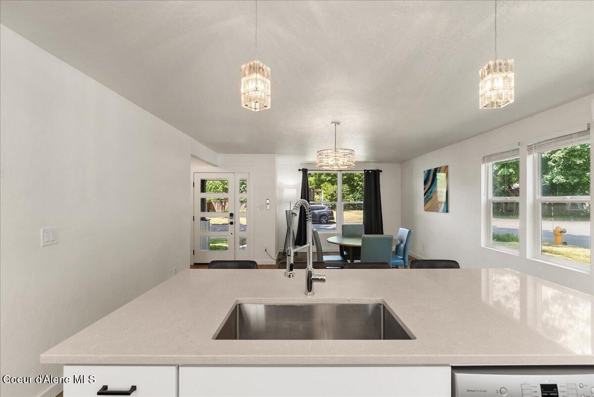 202 South 18th Street Coeur D'Alene, ID 83814 - Photo 7 of 52 14-Kitchen