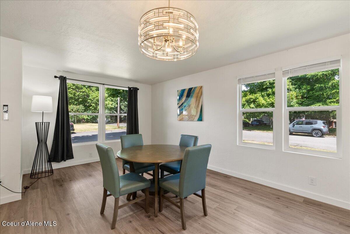 202 South 18th Street Coeur D'Alene, ID 83814 - Photo 9 of 52 09-Dining