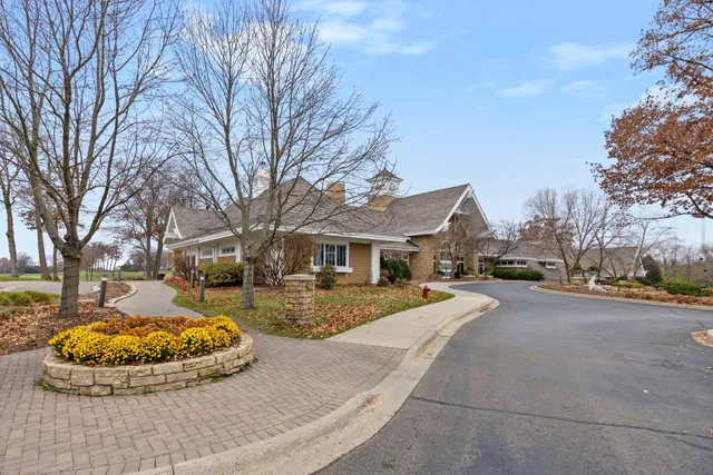 $1,699,900 | 18434 Bearpath Trail, Eden Prairie, MN 55347