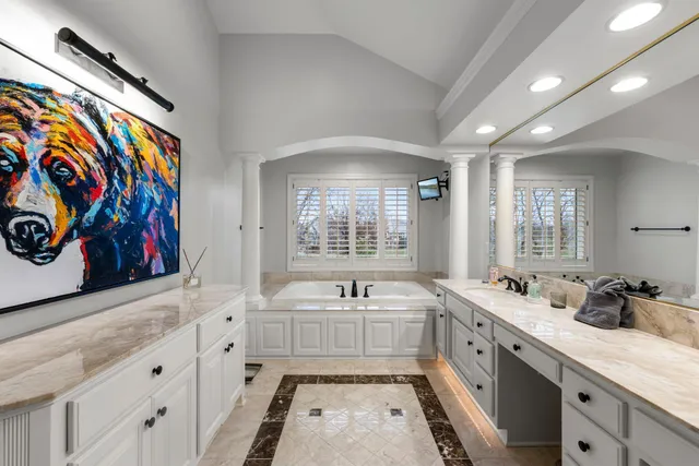 $1,699,900 | 18434 Bearpath Trail, Eden Prairie, MN 55347