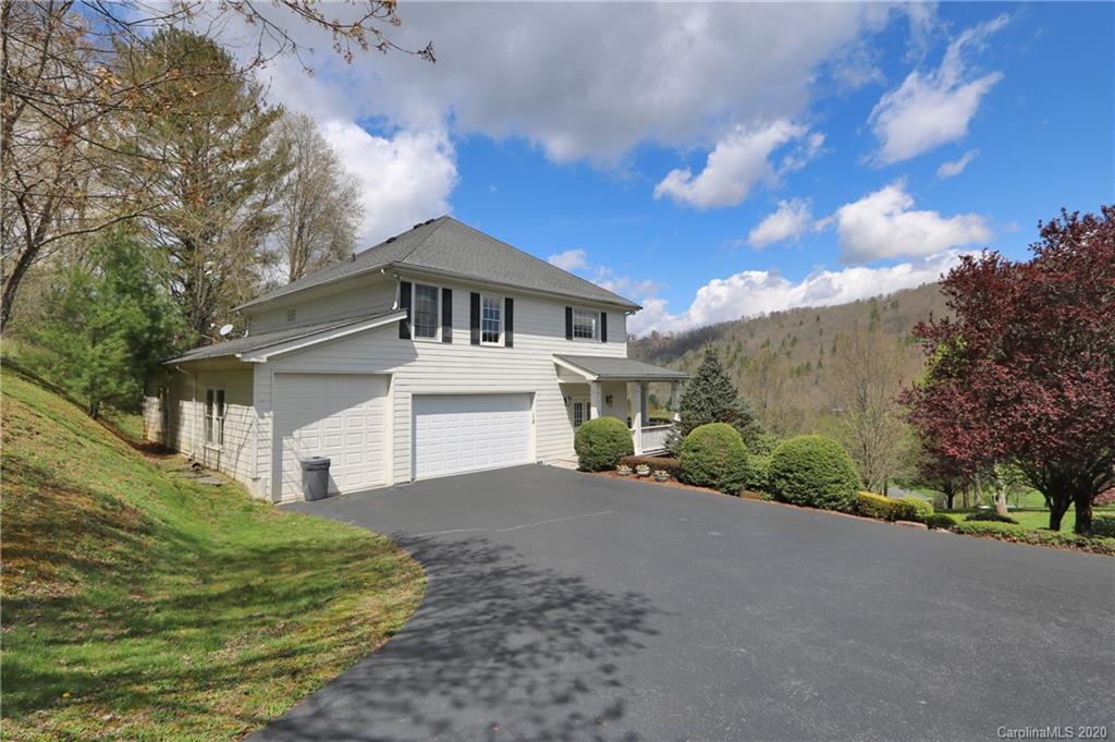 232-234 Maple Spring Road Banner Elk, NC 28604 - Photo 35 of 48 Gallery Image 35