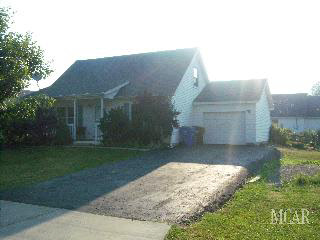4872 Sycamore Road Newport, MI 48166 - Photo 1 of 12 948777.JPG