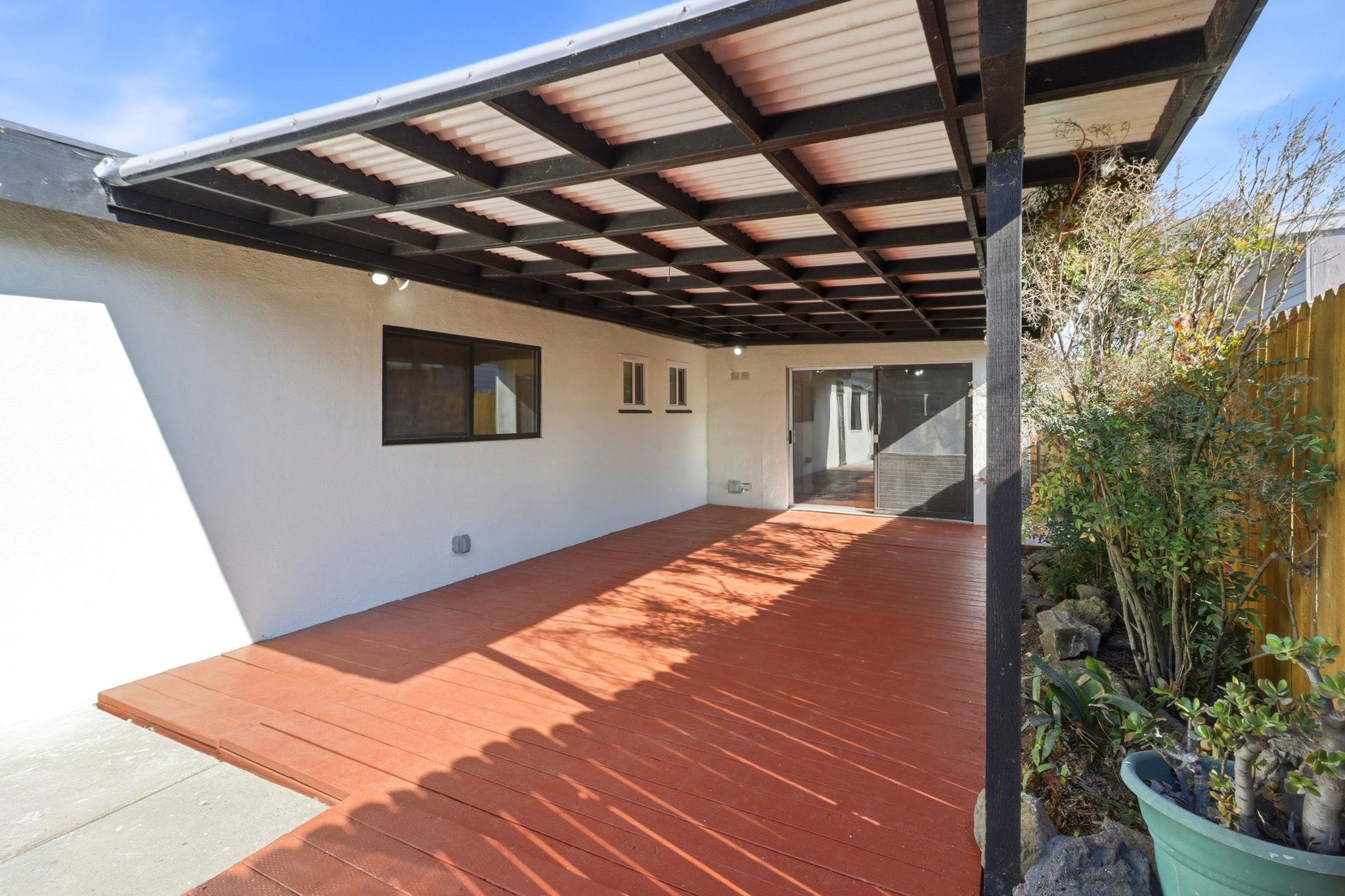 280 Calais Drive Pinole, CA 94564 - Photo 44 of 60