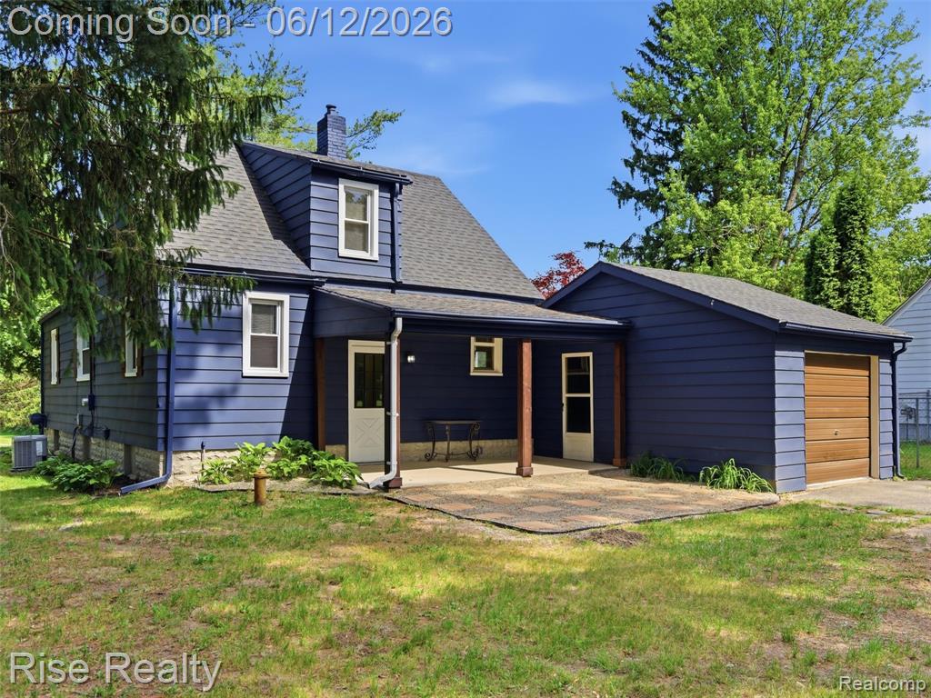 2449 North Genesee Road Burton, MI 48509 - Photo 2 of 40