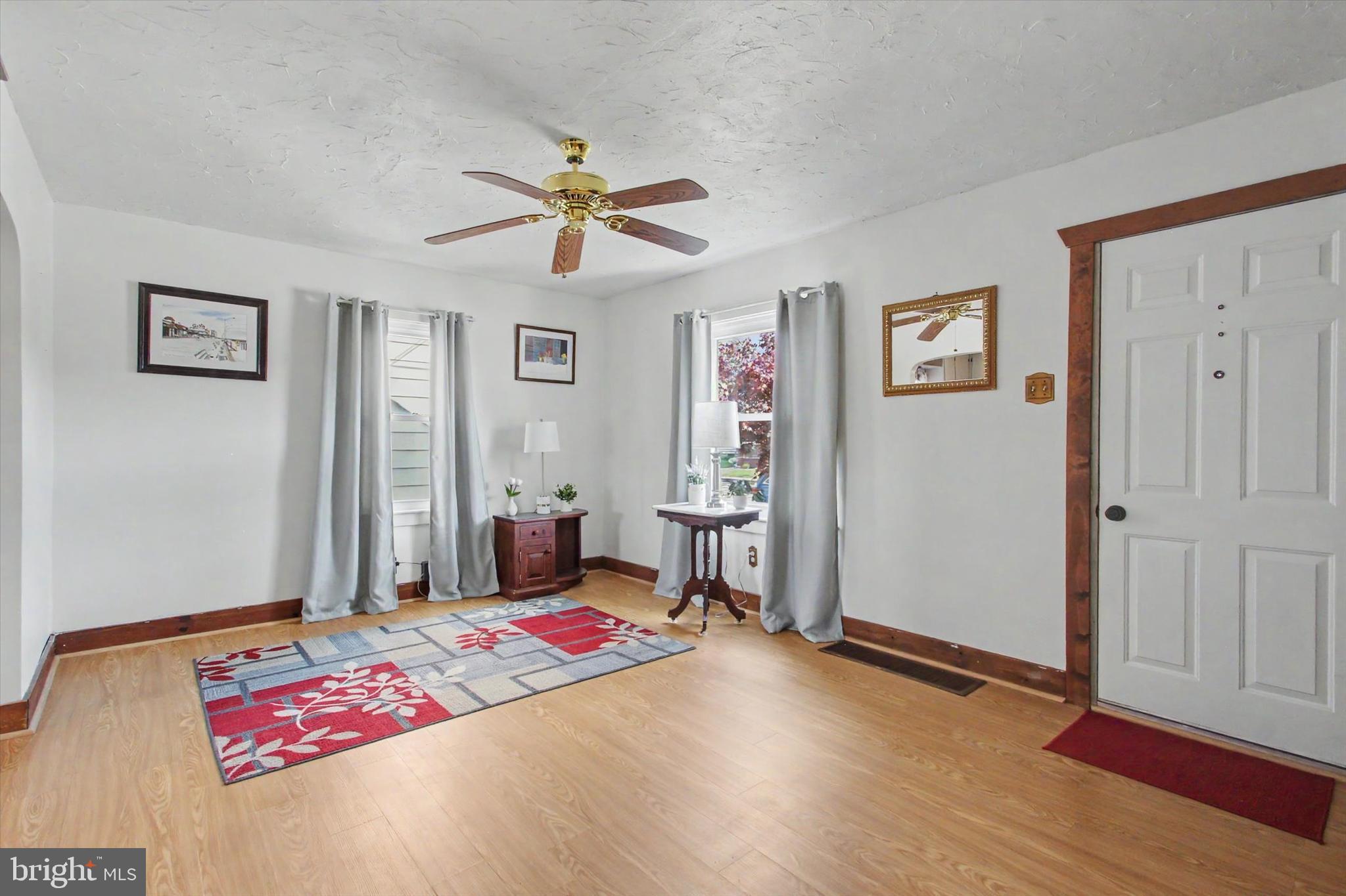 371 Maple Avenue Hanover, PA 17331 - Photo 9 of 37 Gallery Image 9