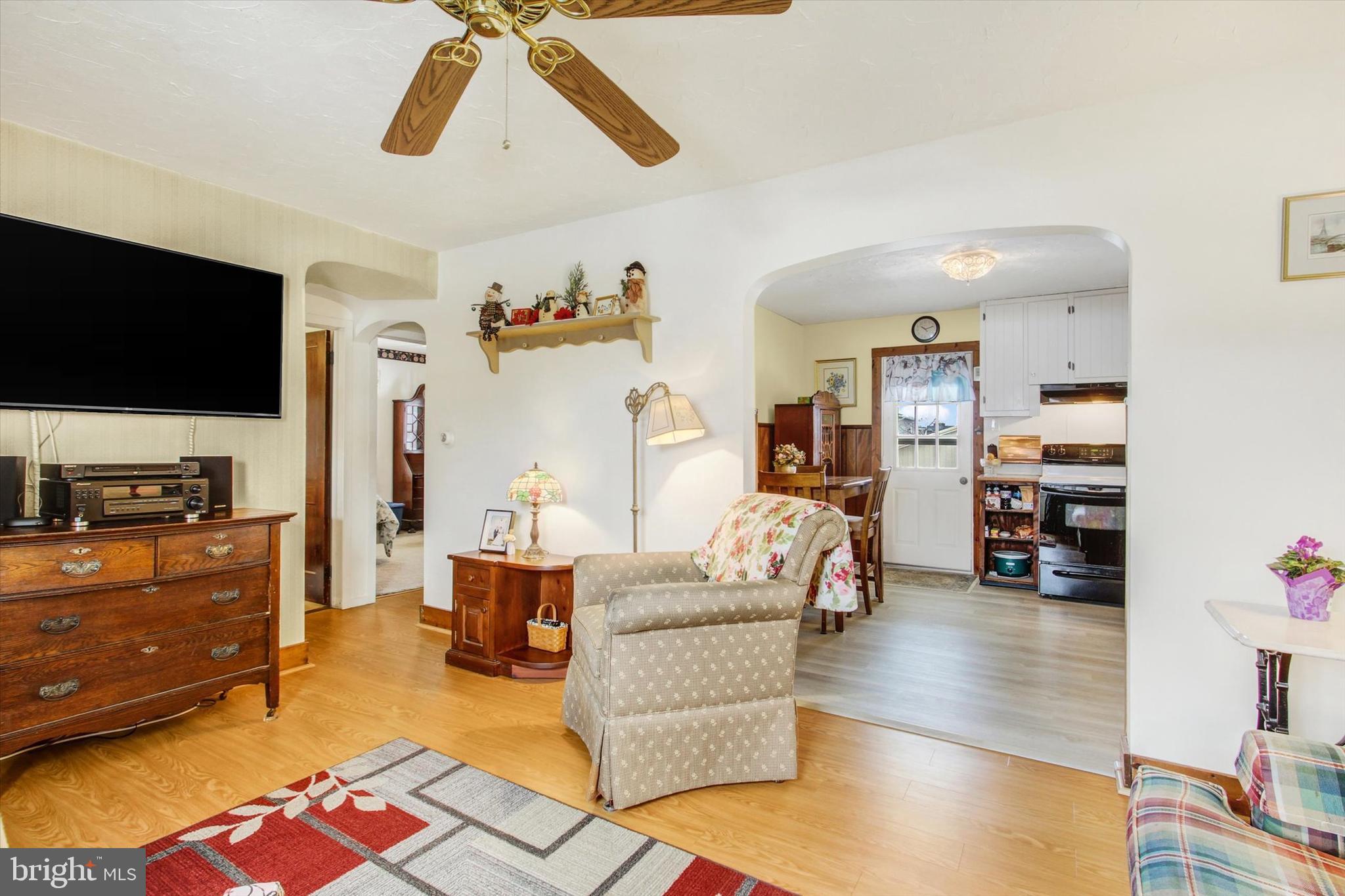 371 Maple Avenue Hanover, PA 17331 - Photo 9 of 24 a living room with furniture and a flat screen tv