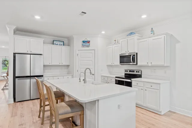 $574,900 | 185 Sea Eagle Lane, Santa Rosa Beach, FL 32459