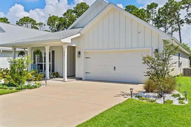 $574,900 | 185 Sea Eagle Lane, Santa Rosa Beach, FL 32459