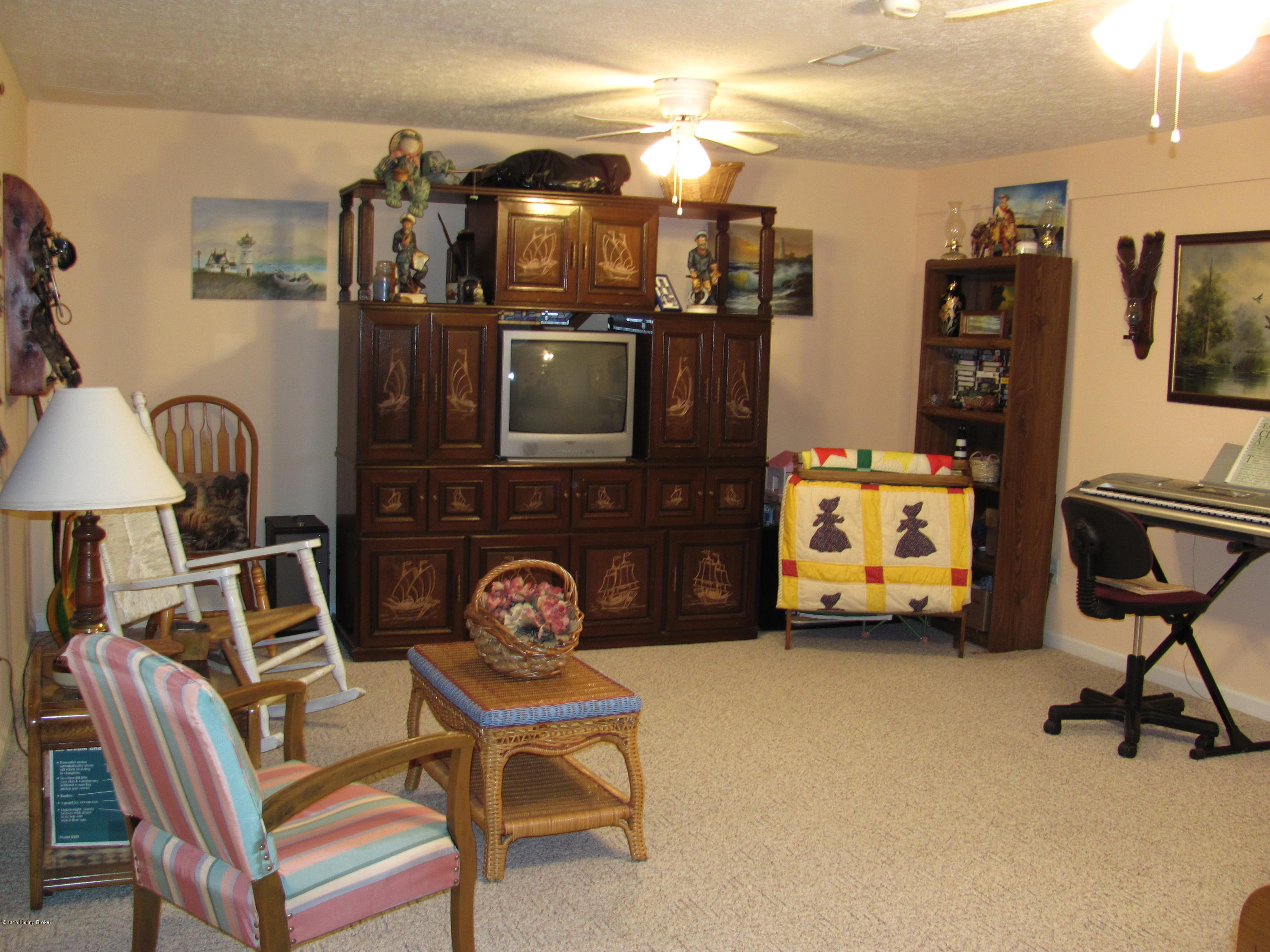 831 Spring Road Elizabethtown, KY 42701 - Photo 19 of 38 IMG_5823