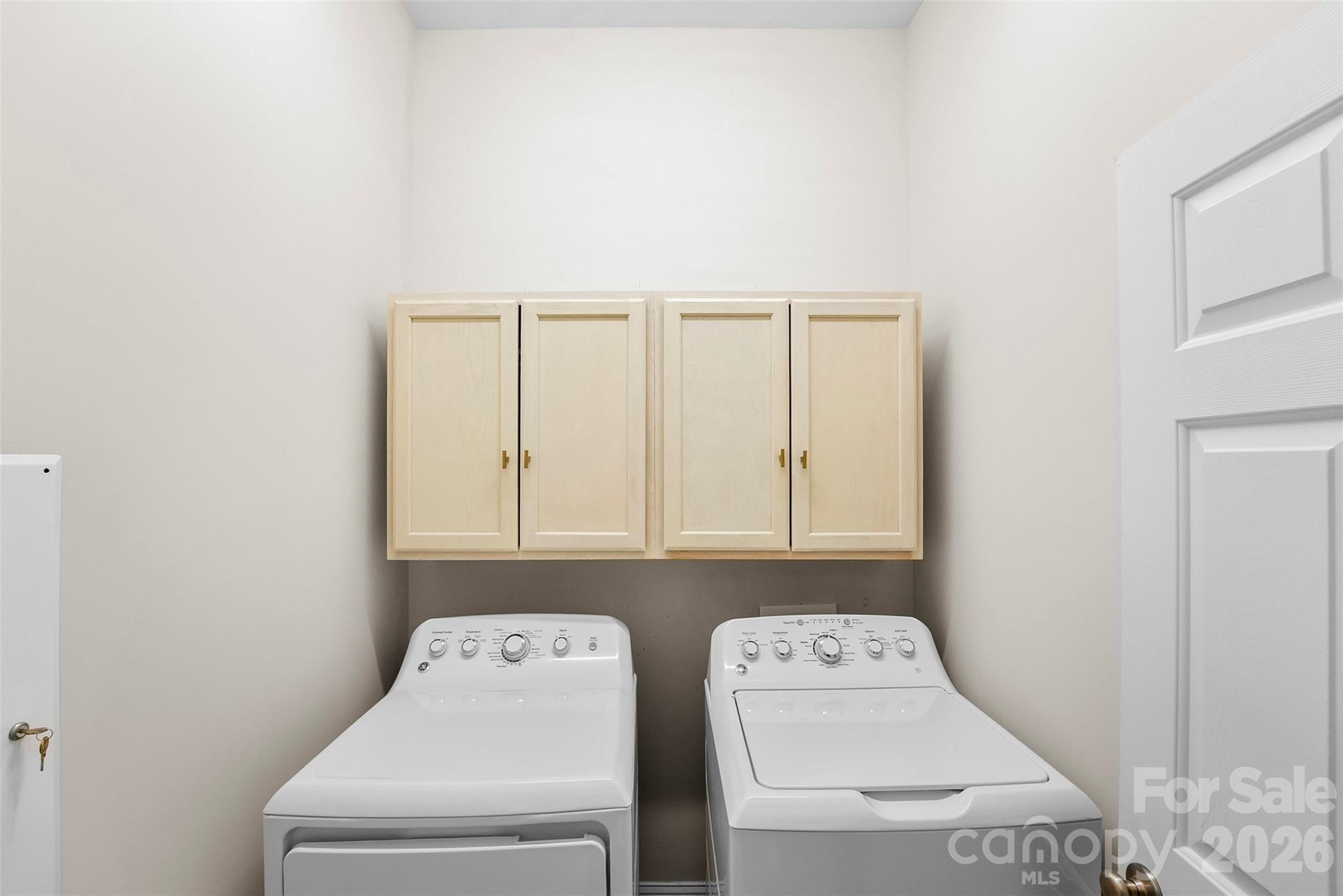 4115 Birkshire Heights Fort Mill, SC 29708 - Photo 21 of 36 a utility room with dryer and washer