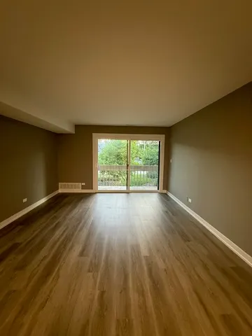 $1,800 | 1322 East Ports O Call Drive, Unit 1W, Palatine, IL 60074