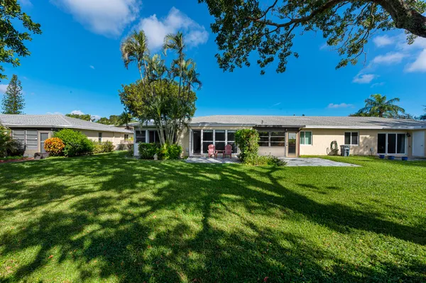 $2,350 | 13984 Vía Flora, Unit D, Delray Beach, FL 33484