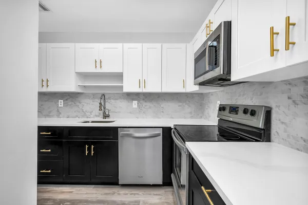 $2,350 | 13984 Vía Flora, Unit D, Delray Beach, FL 33484