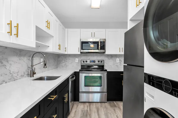 $2,350 | 13984 Vía Flora, Unit D, Delray Beach, FL 33484