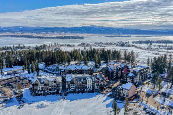 $874,900 | 780 Village Drive, Unit 305, Donnelly, ID 83615