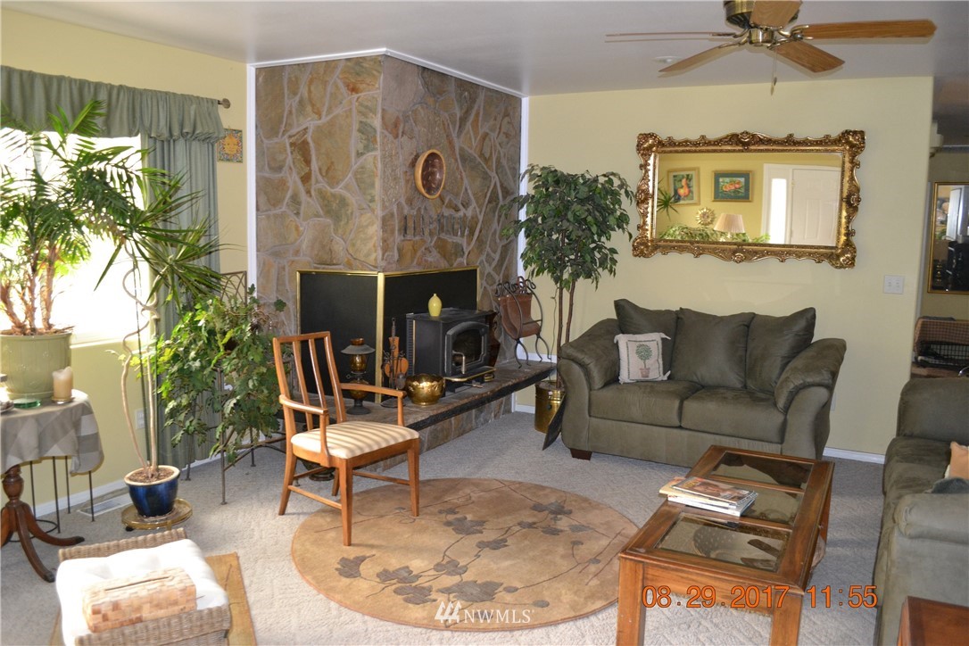 283 State Rte 20 Tonasket, WA 98855 - Photo 8 of 19 Gallery Image 8